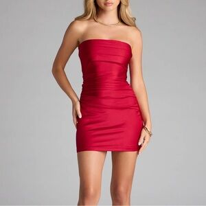Roulette Satin Banded Strapless Dress Red